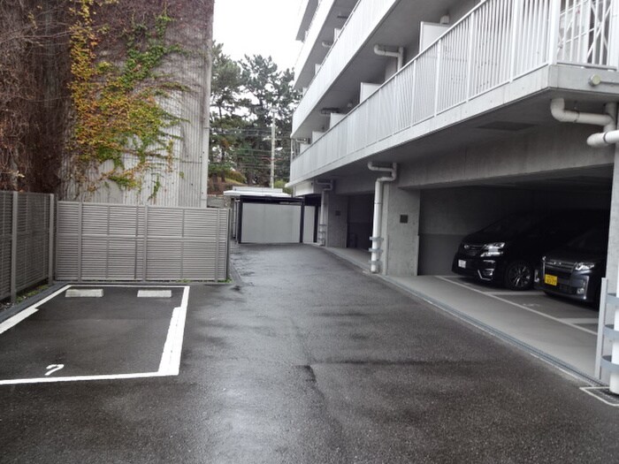 駐車場 PH5