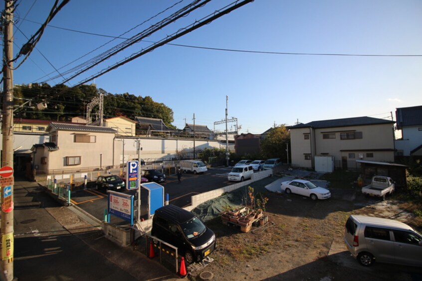 室内からの展望 ｶﾗｰｽﾞﾋﾞﾝﾃｰｼﾞ橋本中ノ町戸建