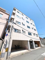 マンションカーサー
