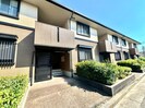 シャルマンイワイの外観