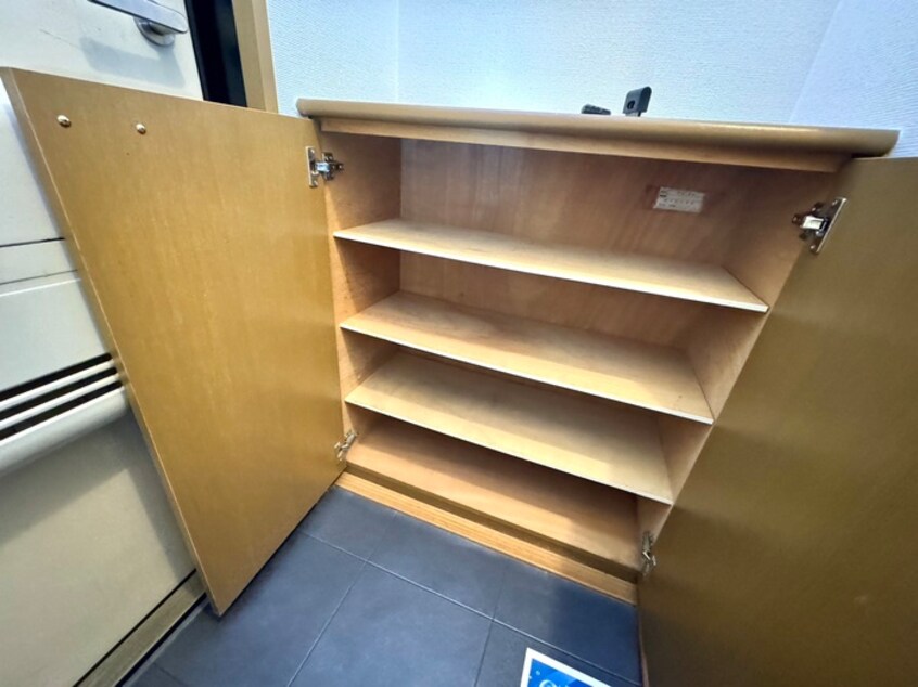 靴箱 シャルマンイワイ