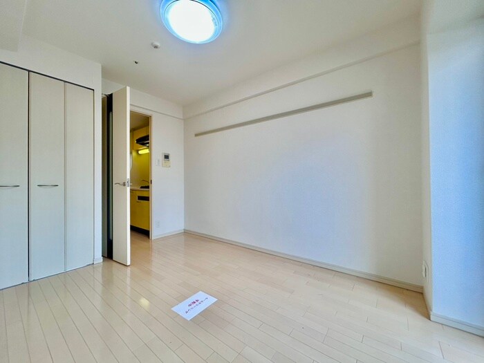 居室 ﾌﾟﾚｻﾝｽ難波ﾘﾊﾞ-ｵｱｼｽ(1104)