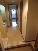 玄関 エレーヌ十三