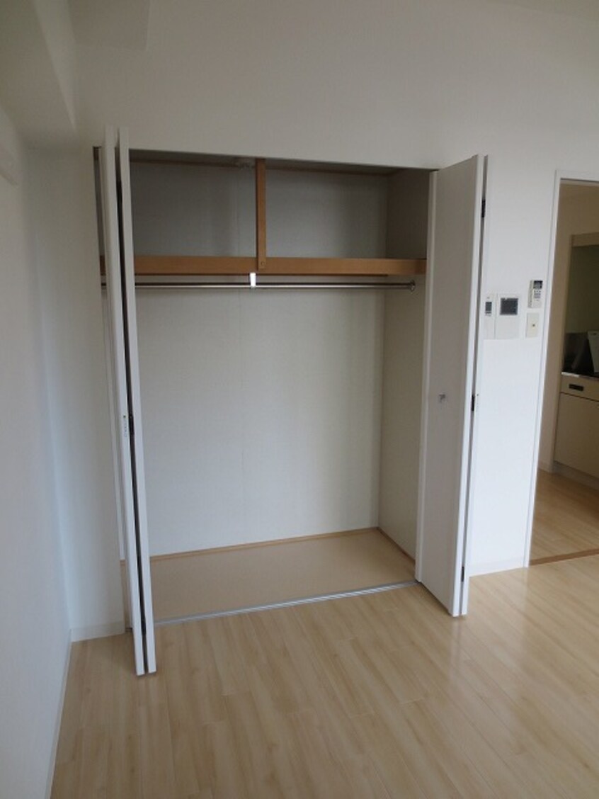 収納 ル－ヴェンブルン豊津