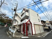 ラ・カサ・エフ