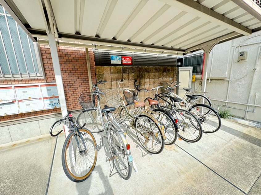 駐車場 フラット桃ケ池