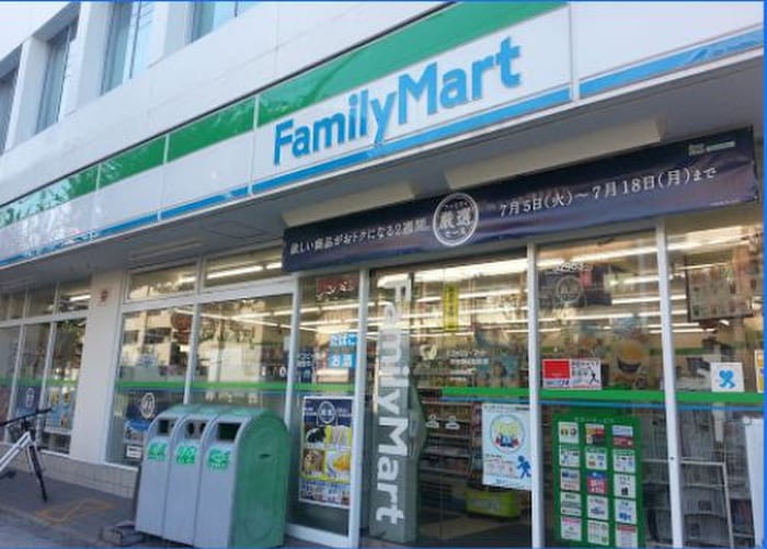 ファミリーマート 阿倍野昭和町店(コンビニ)まで290m フラット桃ケ池