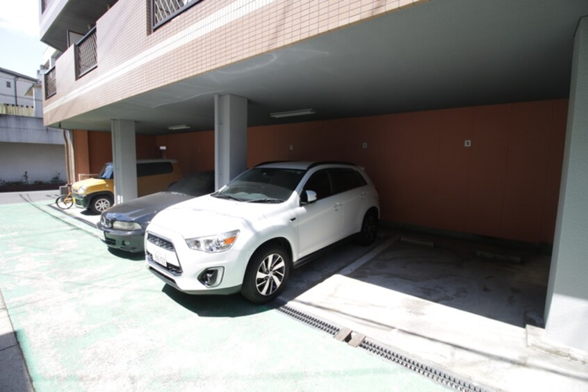 駐車場 パーマリィーインＯＳＵ