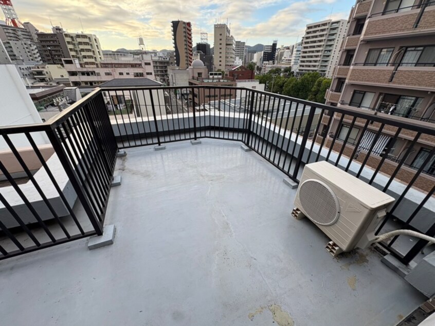 ベランダ・バルコニー ウェルステイツ