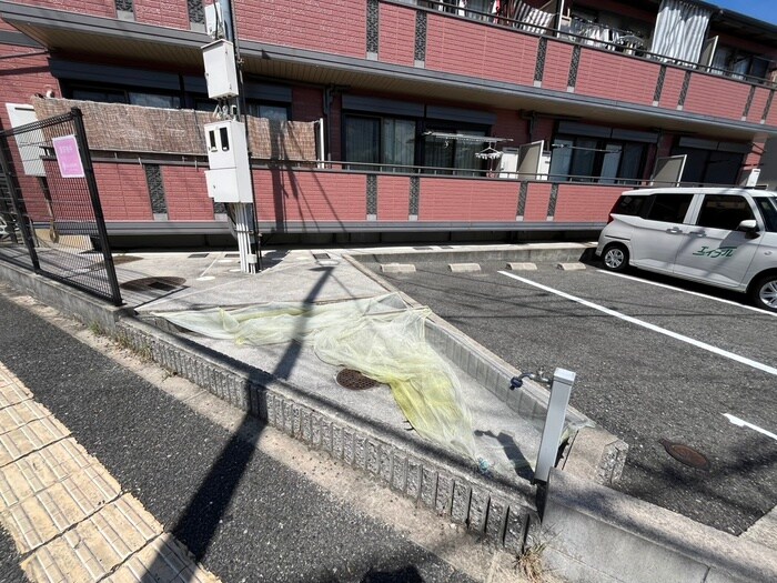 バイク置き場 メゾンヴェール