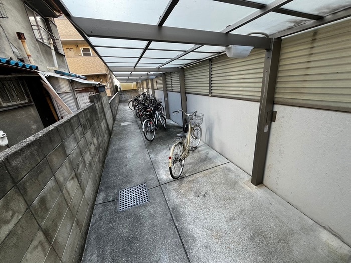駐輪場 ＲＥＧＡＬ　ＣＯＵＲＴ塚口
