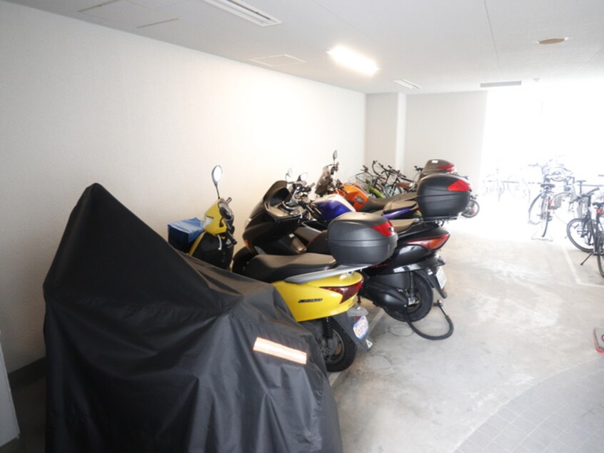 バイク置き場 LiAnge兵庫本町