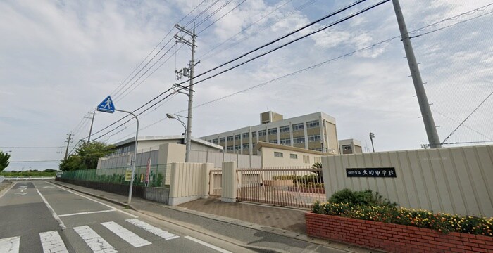 大塩小学校(小学校)まで600m 姫路市大塩町　貸戸建