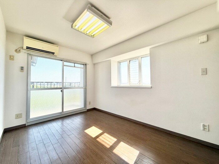 居室 リバーサイド 車田