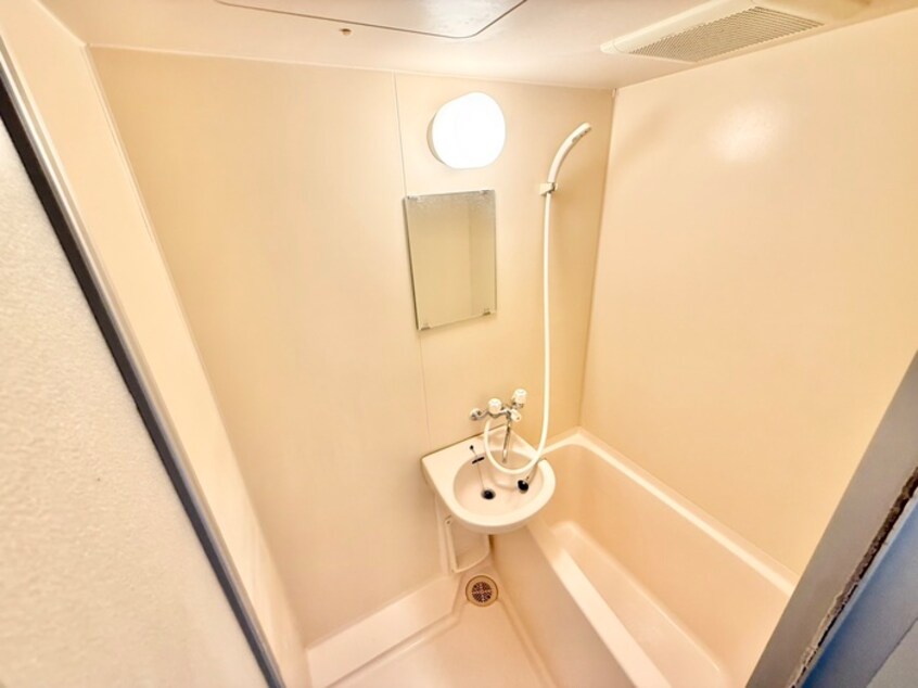 バス／シャワールーム等 リバーサイド 車田