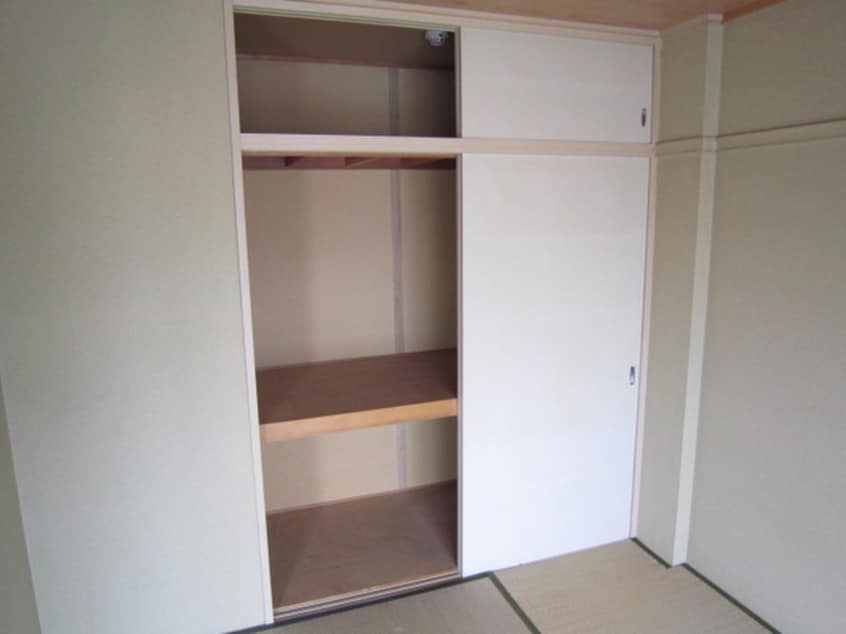 収納 サンビレッジ摂津Ａ棟