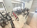 駐輪場 エストゥディオアヴァンサル