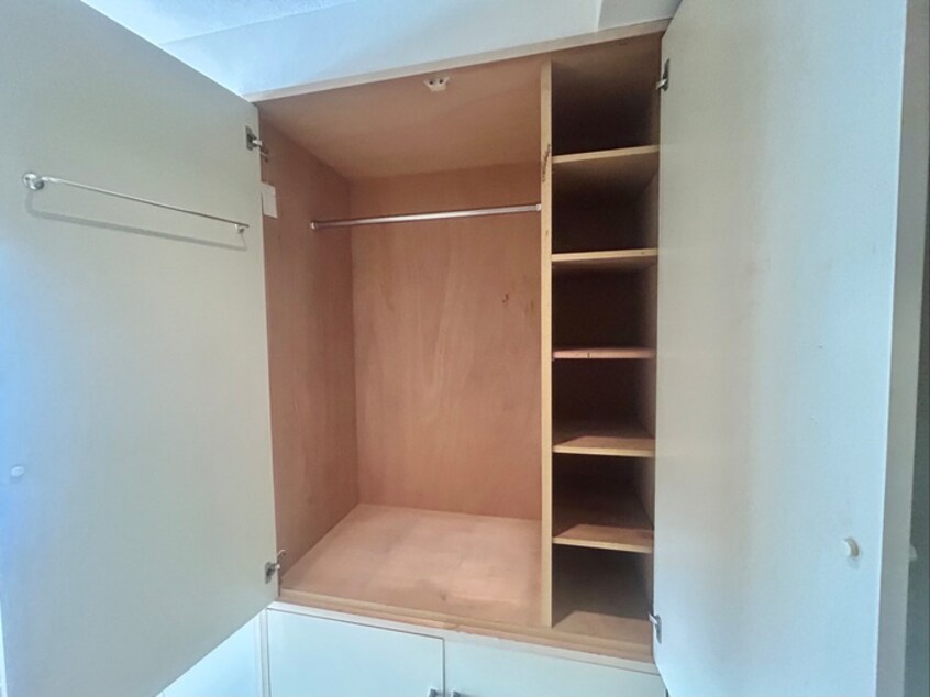 収納 アミルⅢ番館