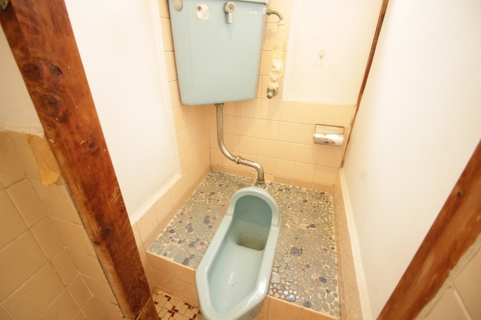 トイレ 岡口文化