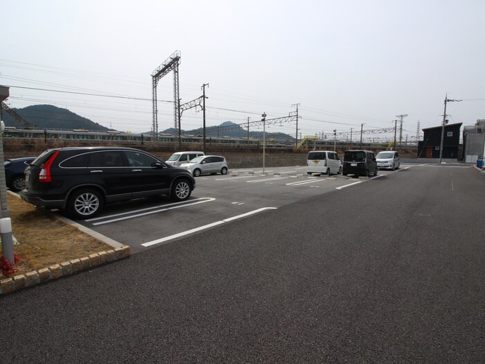 駐車場 グラン・フォレ