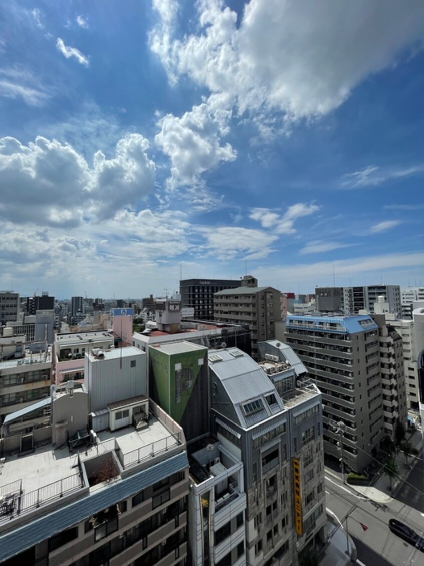 室内からの展望 プレジオ難波