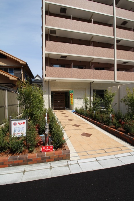 エントランス部分 クローバー・レジデンス江坂