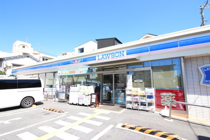 ローソン 桜塚店(コンビニ)まで273m リヴェール西出