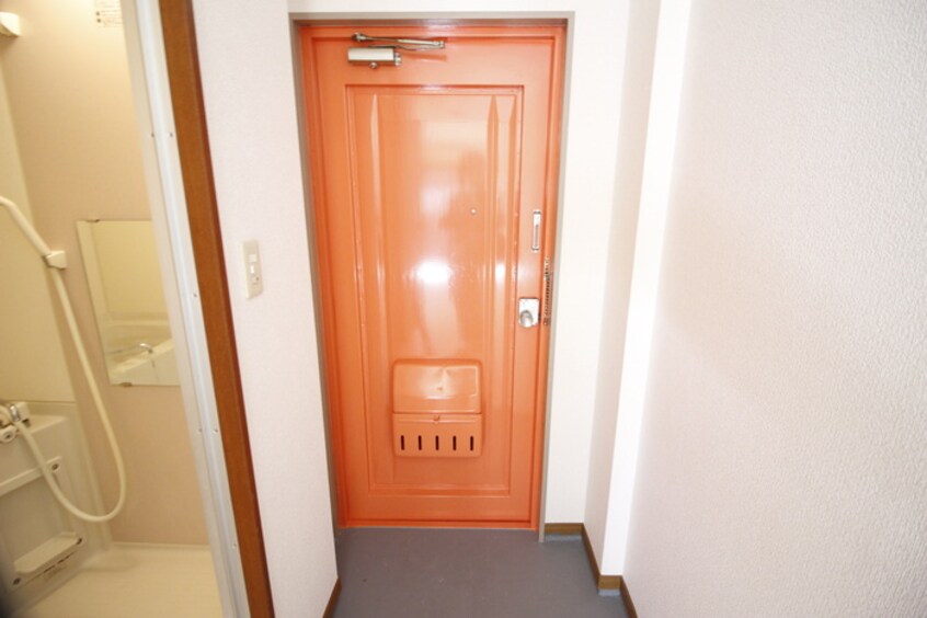 玄関 アバンス大友