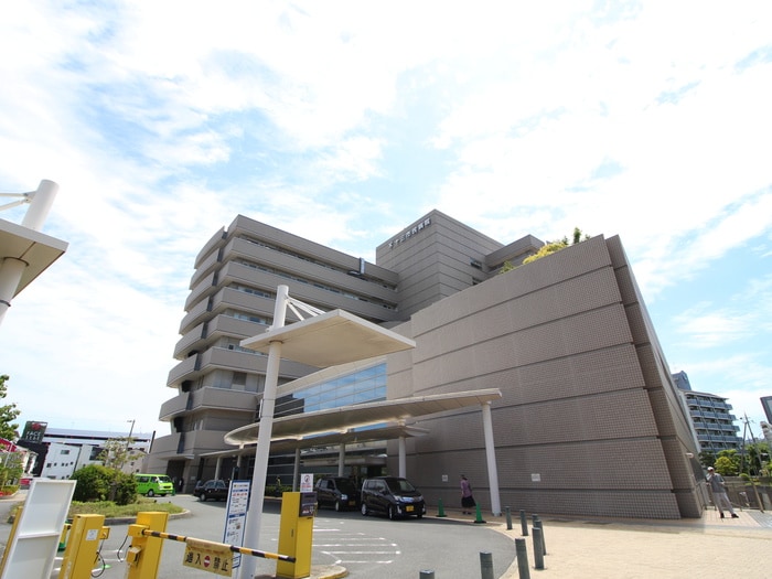 十三市民病院(病院)まで385m フジパレス三津屋Ⅱ番館