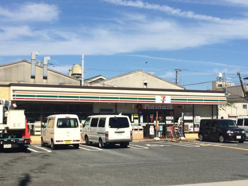 セブンイレブン(コンビニ)まで350m アンフェルム