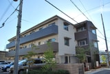 シャーメゾン三宝