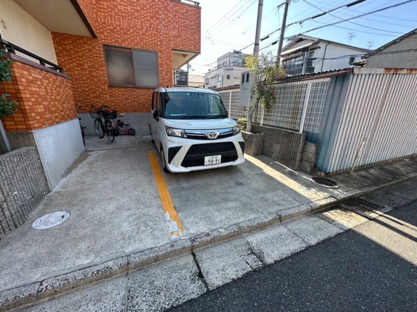 駐車場 サンハイツ
