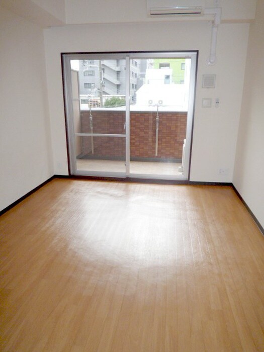 居室 アーバネックス西長堀