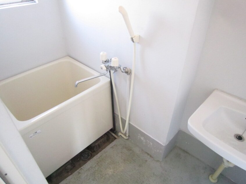 バス／シャワールーム等 ISE伊勢住宅　綾園7605