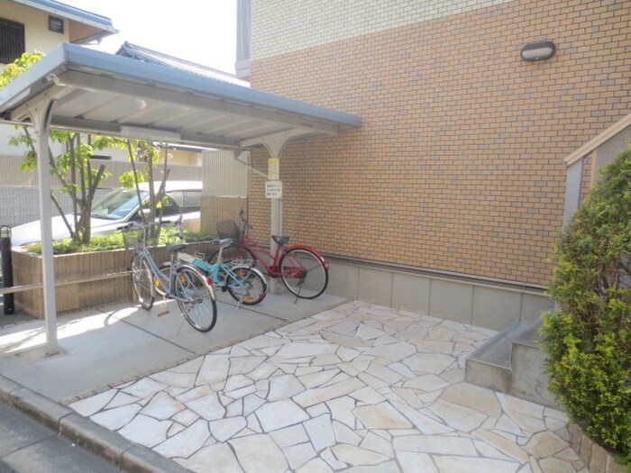 駐輪場 アリエッタ西堤