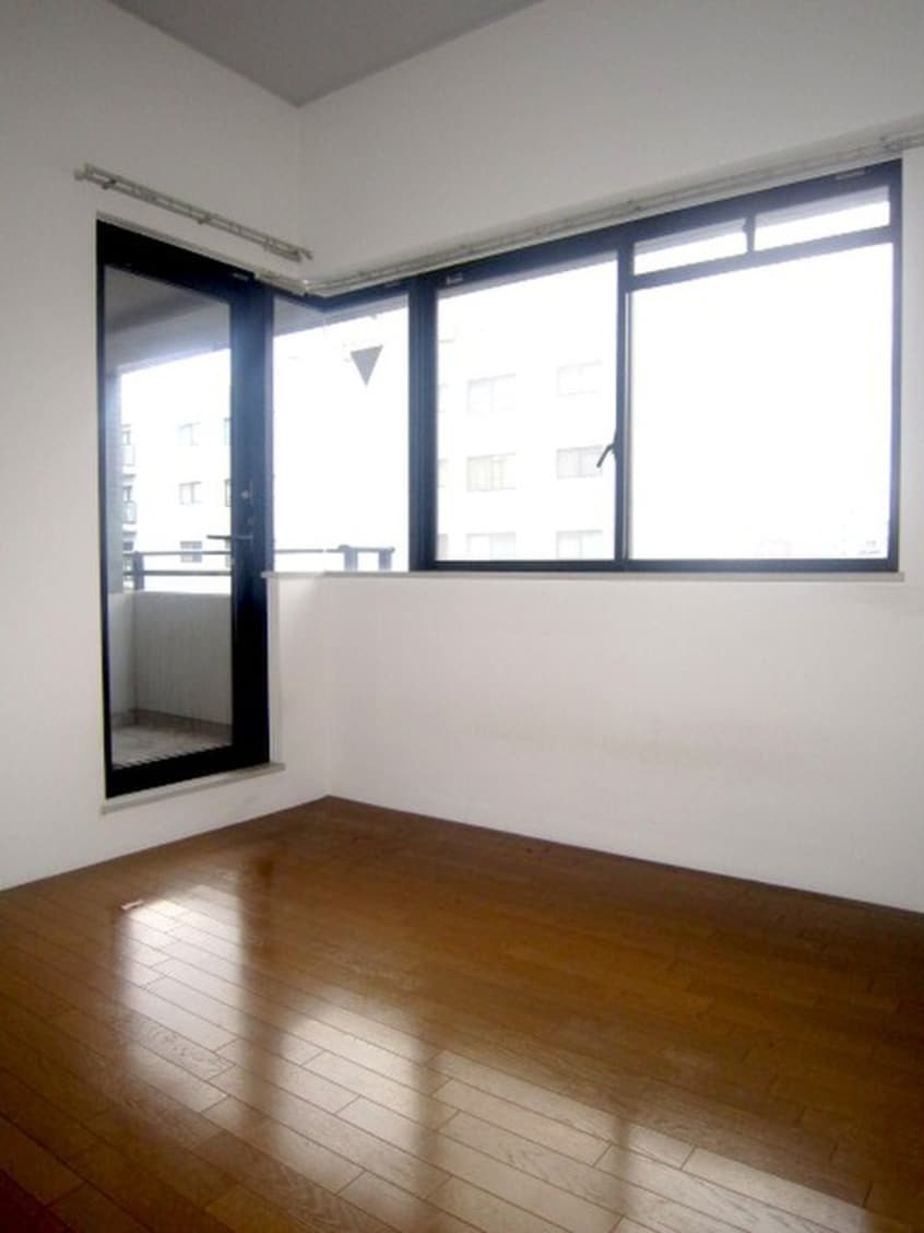 居室 ＧＲＡＳＳ ＨＯＰＰＥＲ