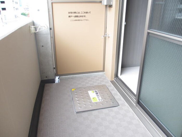 ベランダ・バルコニー ｴﾚｶﾞﾝﾄﾚｼﾞﾃﾞﾝｽ