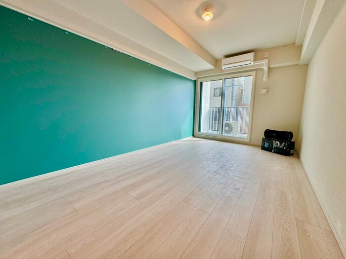 居室 THE MUSIC COURT