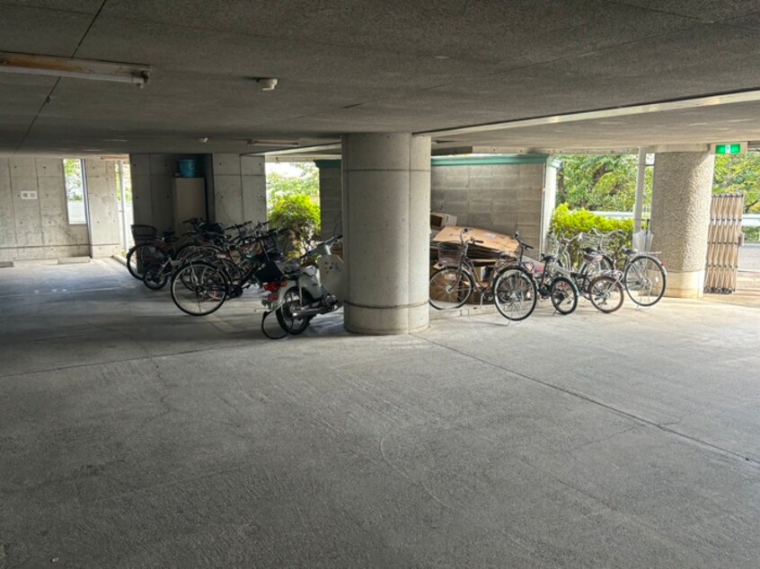 駐輪場 パークショア瀬田