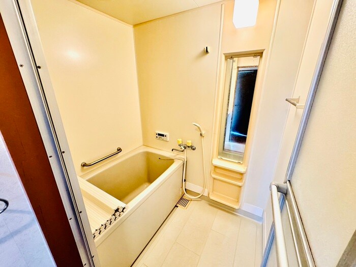 バス／シャワールーム等 オ－ズコ－ト