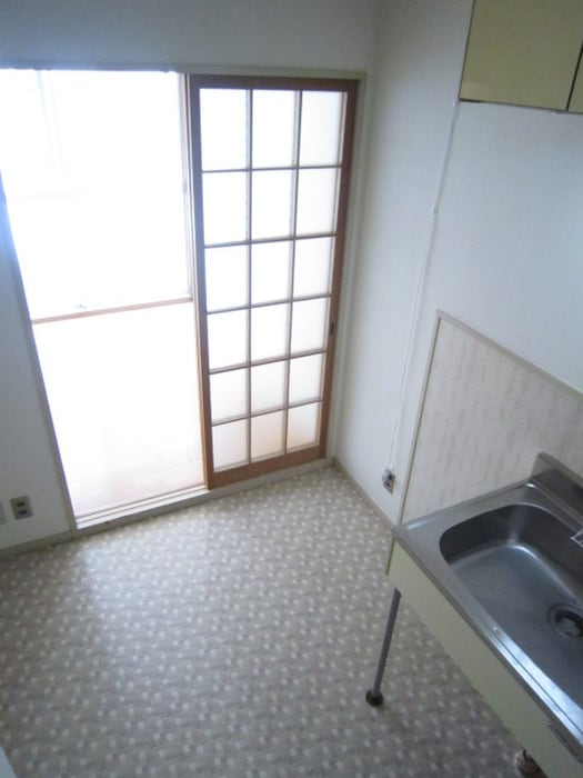 廊下 堀川ハイツ