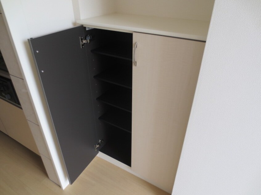 収納 アレッタディモーラ