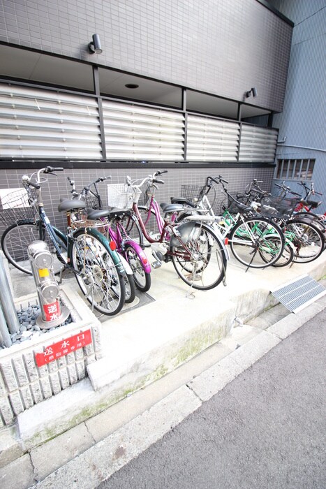 駐輪場 UresidenceUESHIO