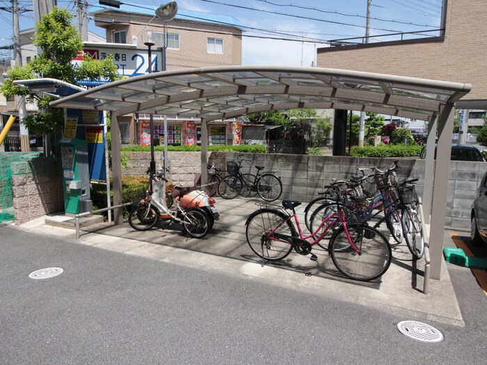 駐輪場 モンタ－ニュ・園