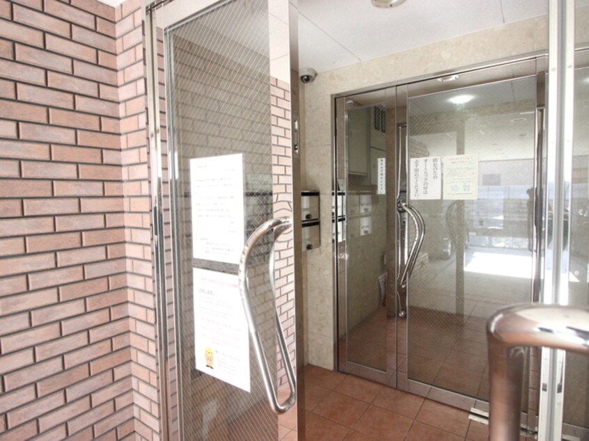 エントランス部分 カ－サベラ旭