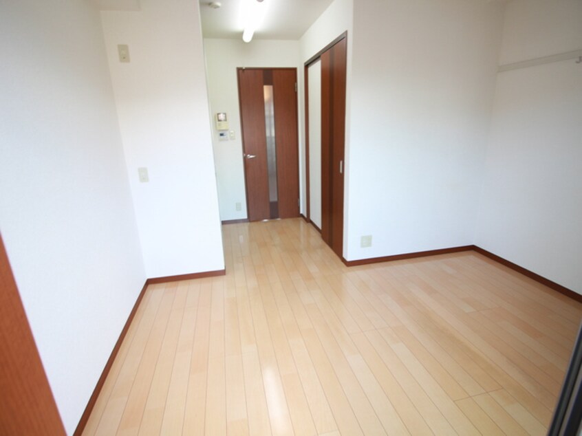 居室 ルミネ甲東園