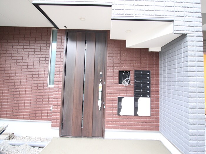 エントランス部分 EXSONIA湊川