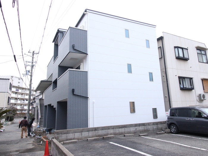 外観写真 EXSONIA湊川