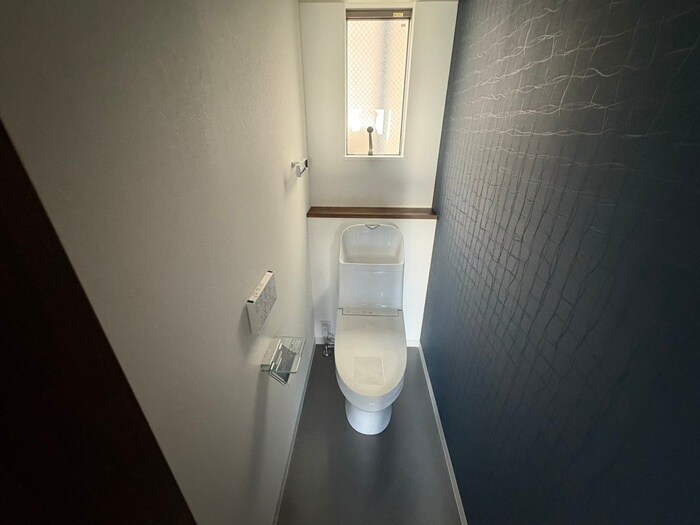 トイレ EXSONIA湊川