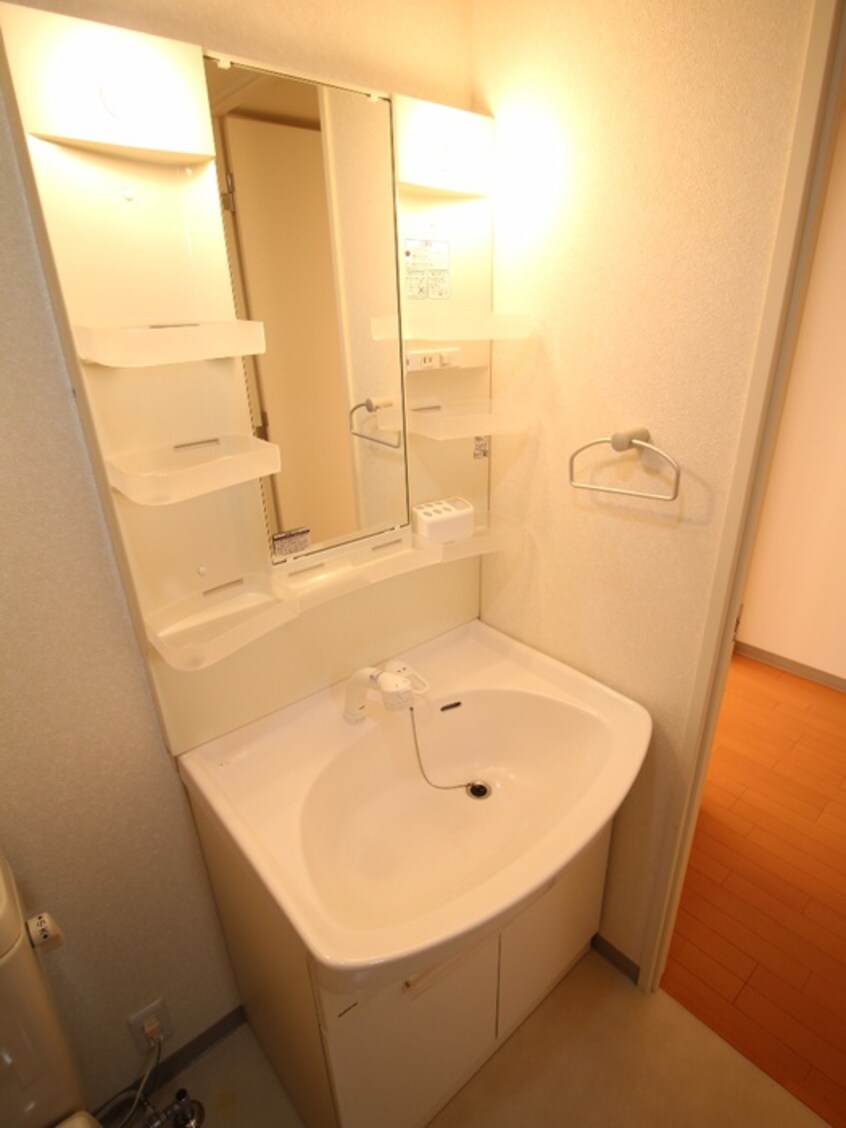 洗面 ドゥーエ江坂Ⅰ